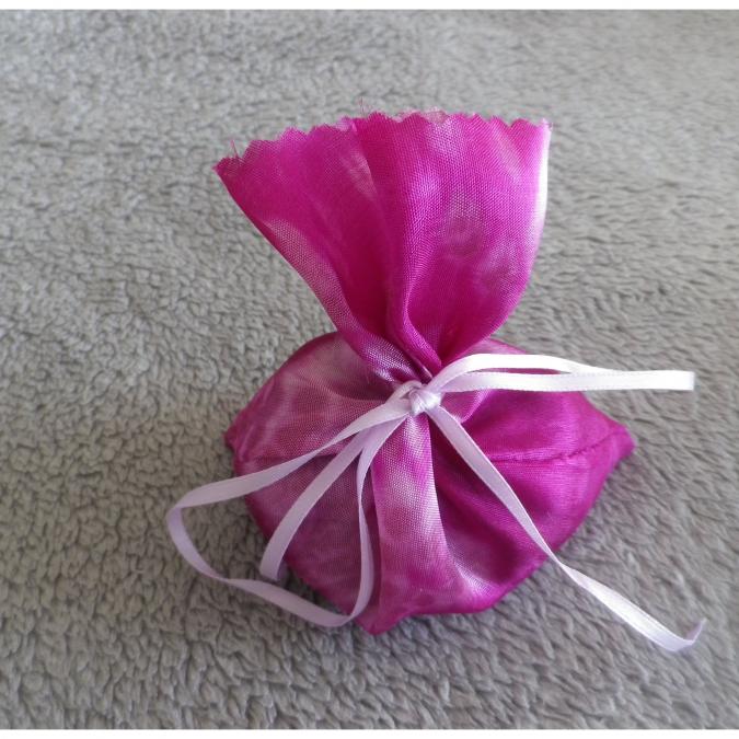Evysoie - Sac lavande en soie fushia avec ruban de satin rose - sac lavande