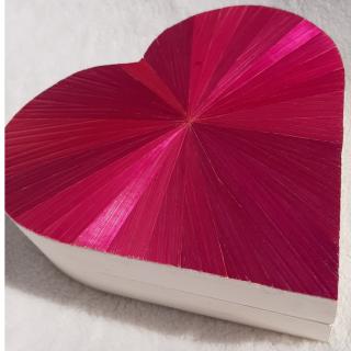 Farfeline - Boîte en marqueterie de paille rose fuchsia - forme coeur - Boite