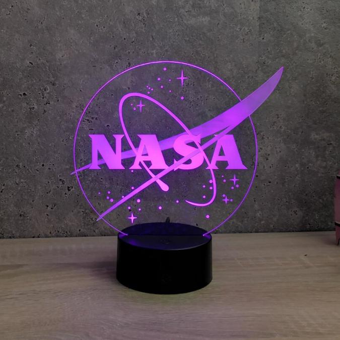JNB-Maker Artisan Laseriste - Lampe illusion NASA avec télécommande - Lampe de table - ampoule(s)