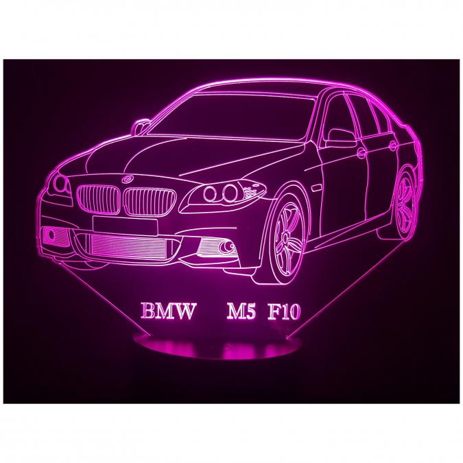 KISSKISSMETAL - BMW M5 F10 - Lampe d&#039;ambiance 3D à leds, gravure laser sur acrylique, alimentation par piles ou câble USB - Lampe d&#039;ambiance