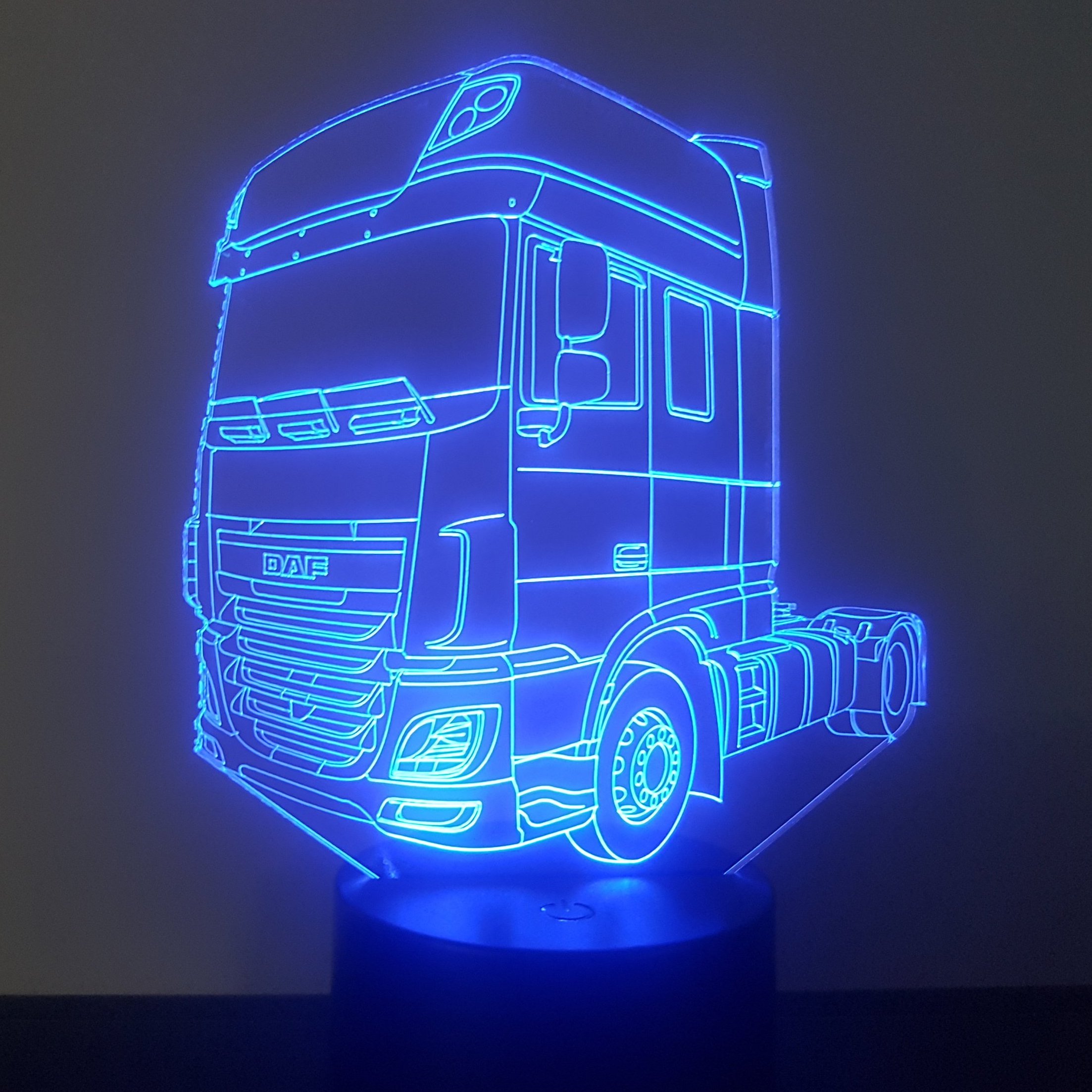 CAMION DAF - Lampe d'ambiance 3D à leds, gravure laser sur acrylique,  alimentation par piles ou câble USB