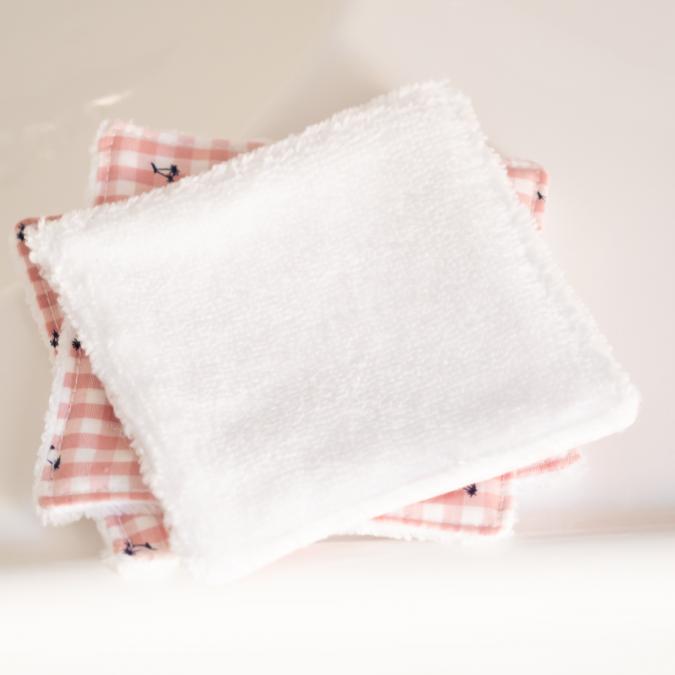 L'Atelier de July - Coton lavable en tissu bio Vichy Blanc et Rose Palmier - Panier + 7 cotons - Lingette
