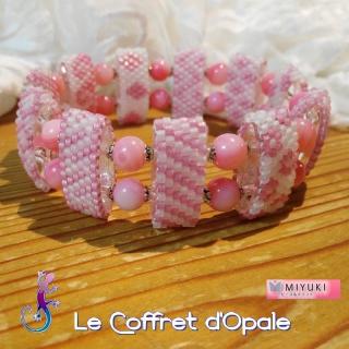 Le Coffret d'Opale - Bracelet &quot;Shinju&quot; tissé en perles Miyuki roses et blanches et perles de nacre - Bracelet - Verre