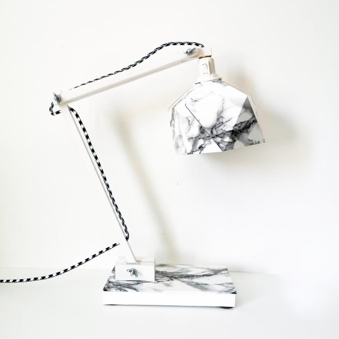LEEWALIA - Lampe de bureau origami marbre blanc - Lampe de bureau - ampoule(s)