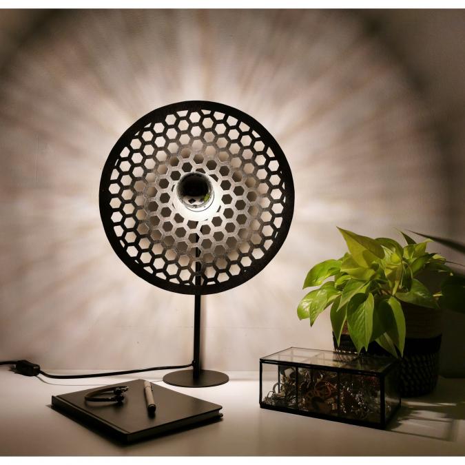 LEEWALIA - Lampe de table HIVE - noir - Lampe de table - ampoule(s)