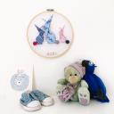 LEEWALIA - Tambour LAPINS bleu et violet - décoration chambre enfant bébé à personnaliser - Décoration enfant