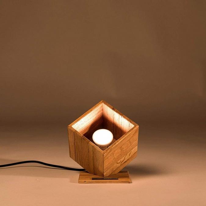 Lune et Animo - Petite lampe spot design en bois &#039;Dodrogo&#039; - Lampe de chevet - ampoule(s)