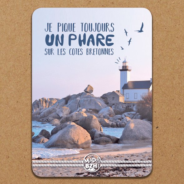 MAD BZH - Carte Postale “Je pique toujours un phare sur les côtes Bretonnes !” - carte postale
