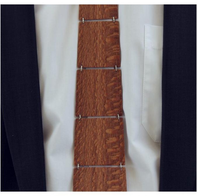 MARQUETERIE-49 - Cravate en bois articulée unique et insolite - Cravate - Marron