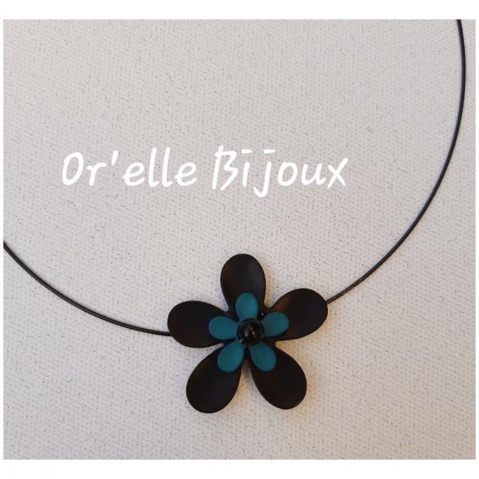 Les Fantaisies d'Or'elle Bijoux - Collier fleur noir et bleu canard - Collier - Résine