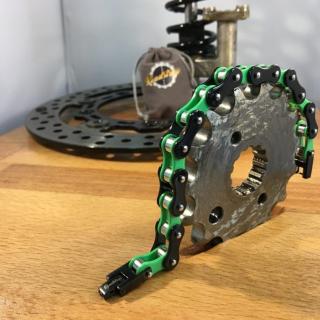 Roadstrap - Bracelet Mixte Vert en chaîne de transmission pour les attaché(e)s de Moto / Vélo - Bracelet - Acier